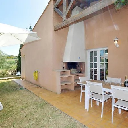Holiday home Awesome In With Outdoor Swimming Pool *